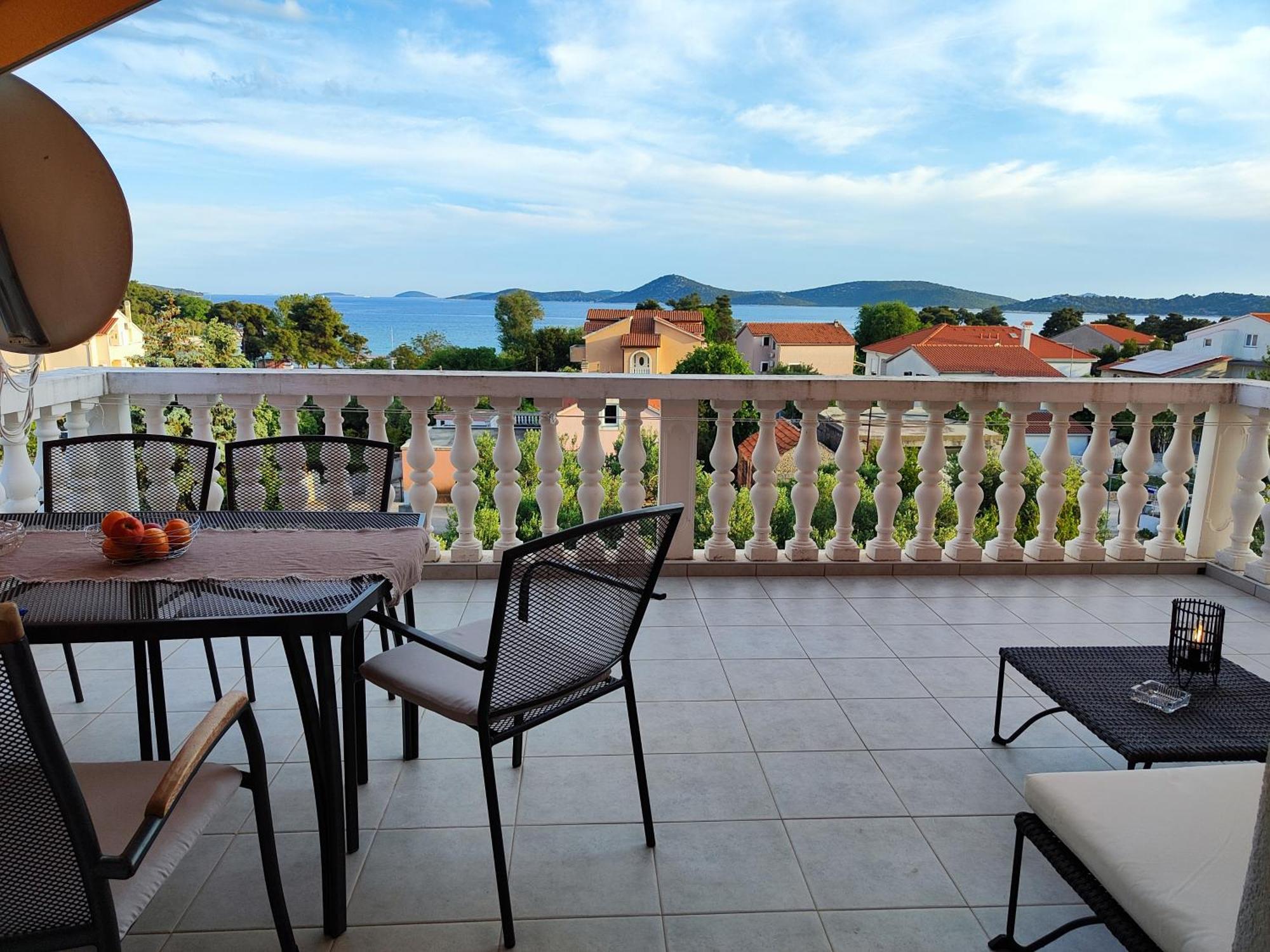 Apartmani Seka Vodice Zewnętrze zdjęcie