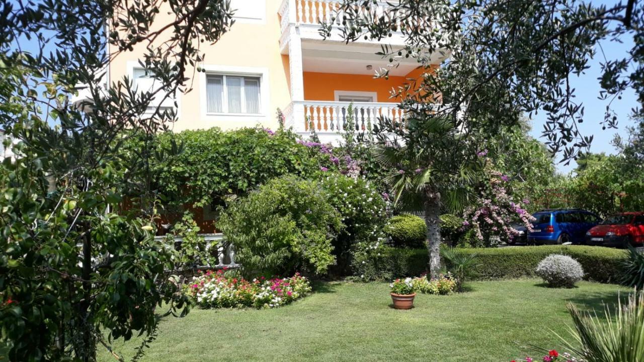 Apartmani Seka Vodice Zewnętrze zdjęcie